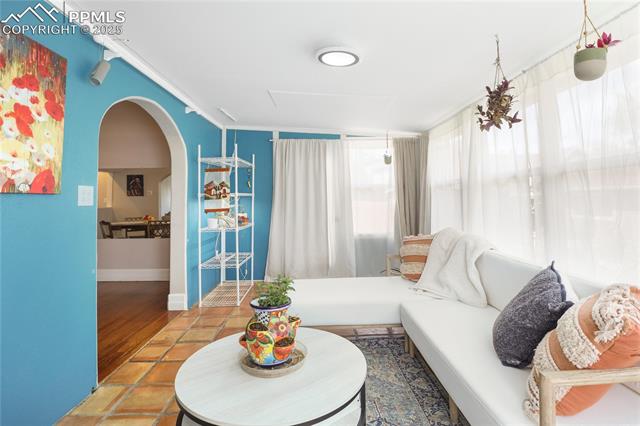 712 W Cucharras Street