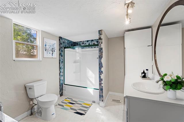 109 S 24th Street
