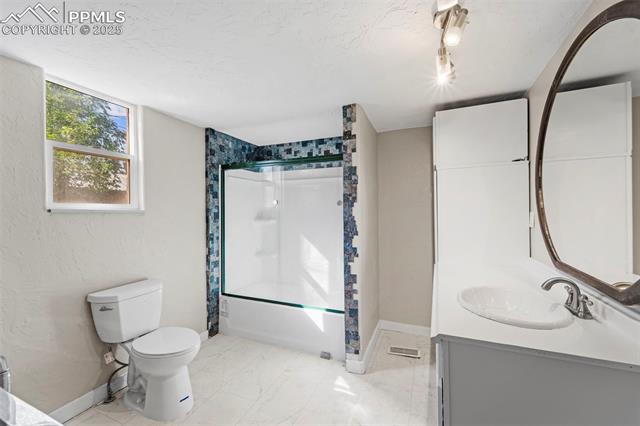 109 S 24th Street