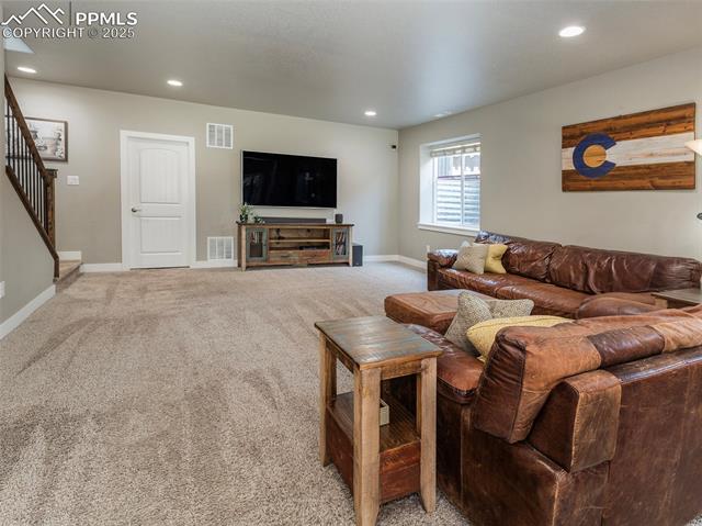 1177 Man O'War Way