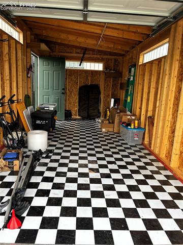 1407 Manitou Boulevard