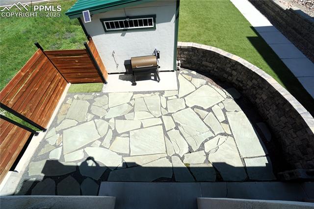 1407 Manitou Boulevard