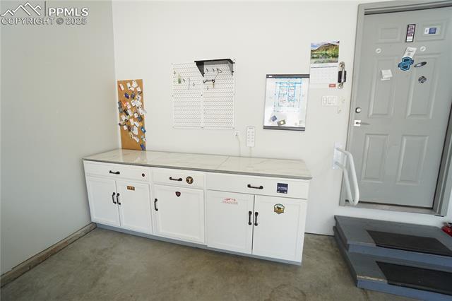 1407 Manitou Boulevard