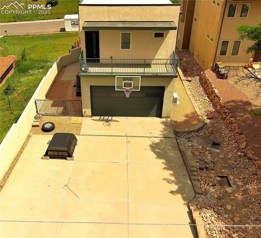 1407 Manitou Boulevard