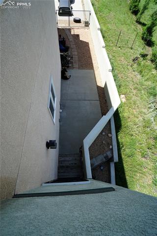 1407 Manitou Boulevard