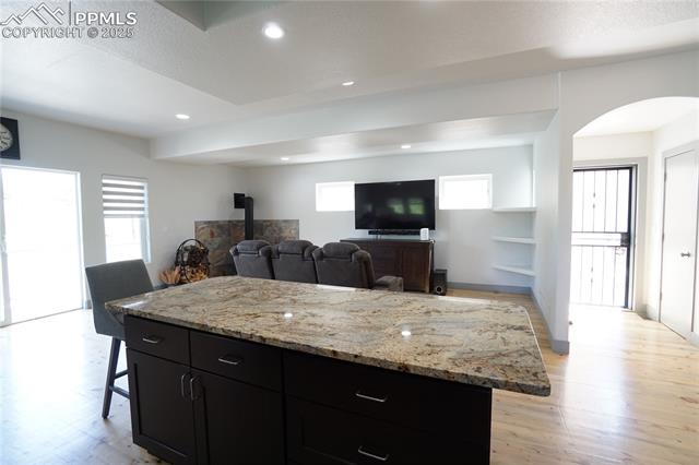 1407 Manitou Boulevard