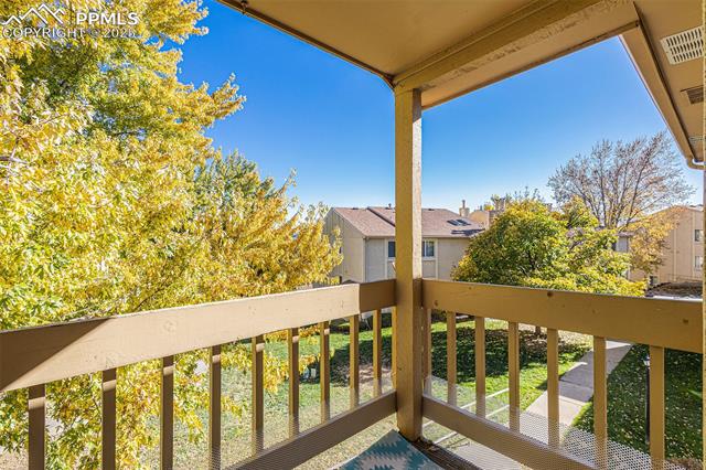 846 Tenderfoot Hill Road 202