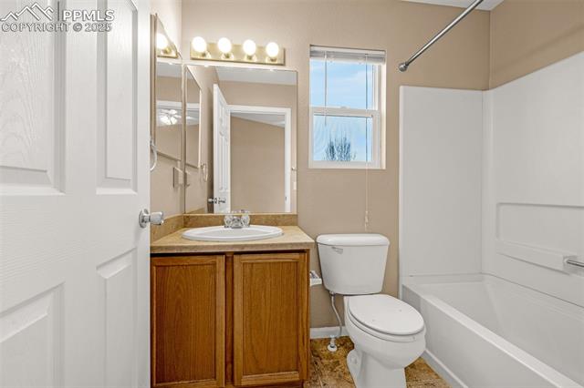 7286 Bentwater Drive