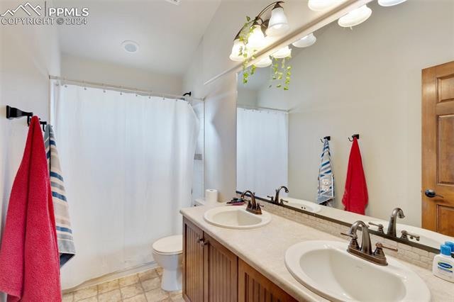 10813 Torreys Peak Way