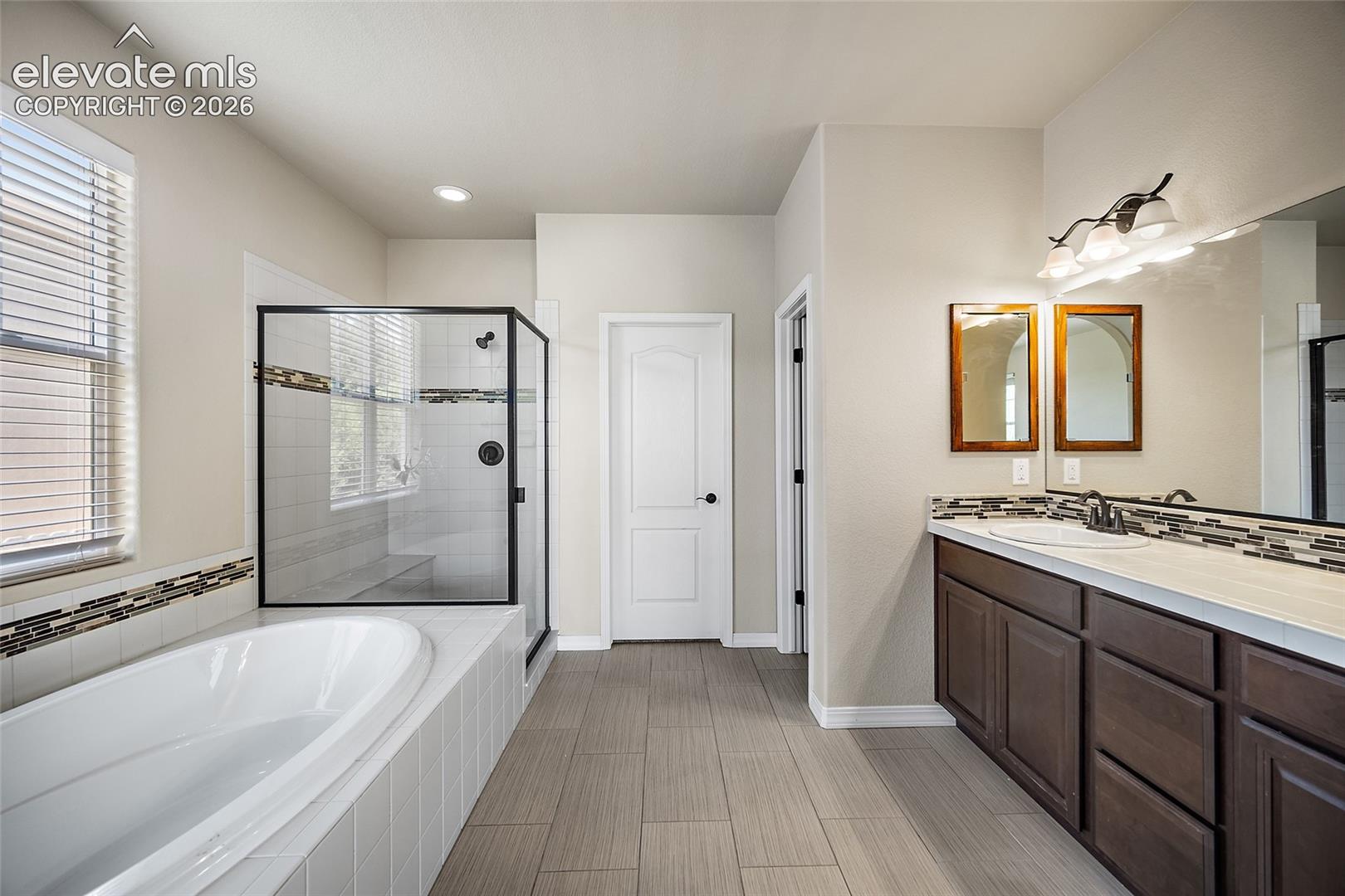 4426 New Santa Fe Trail