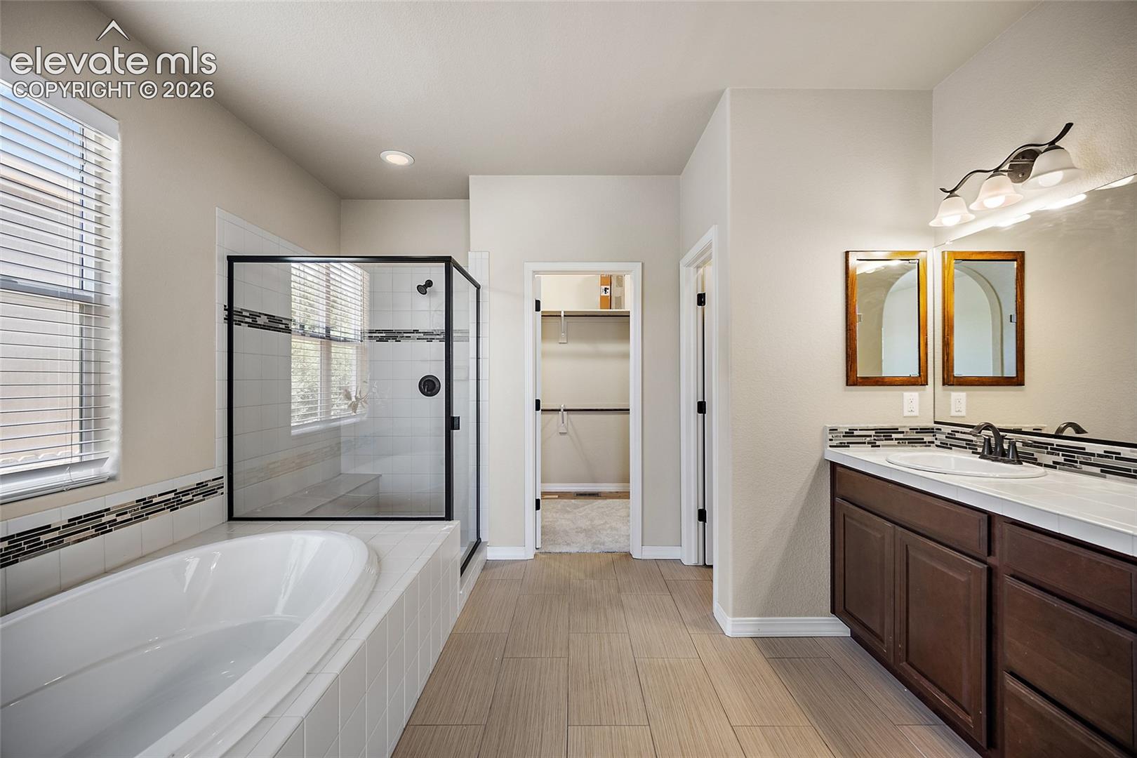 4426 New Santa Fe Trail