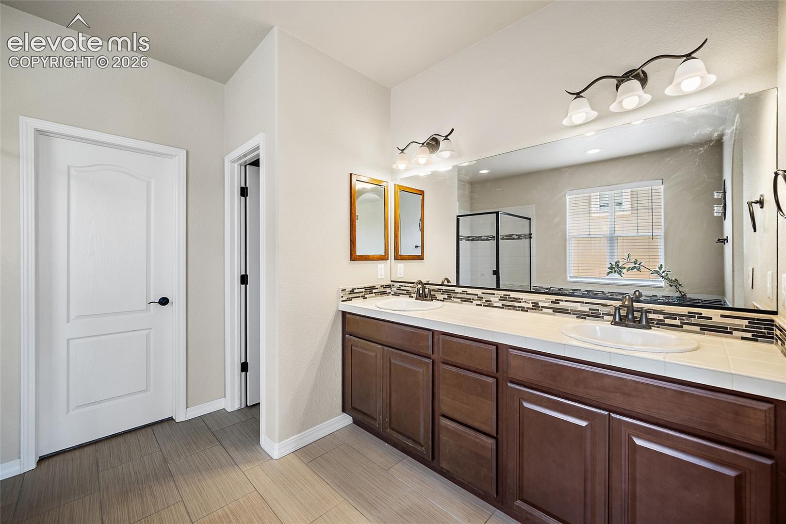 4426 New Santa Fe Trail