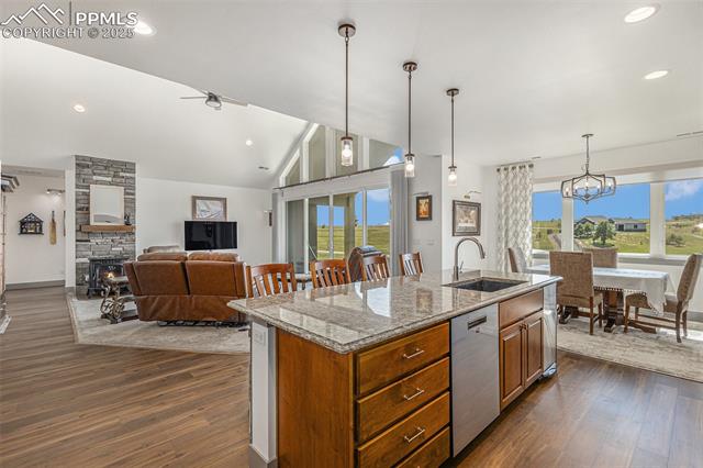 17300 Abert Ranch Drive