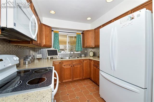 440 Red Cliff Terrace