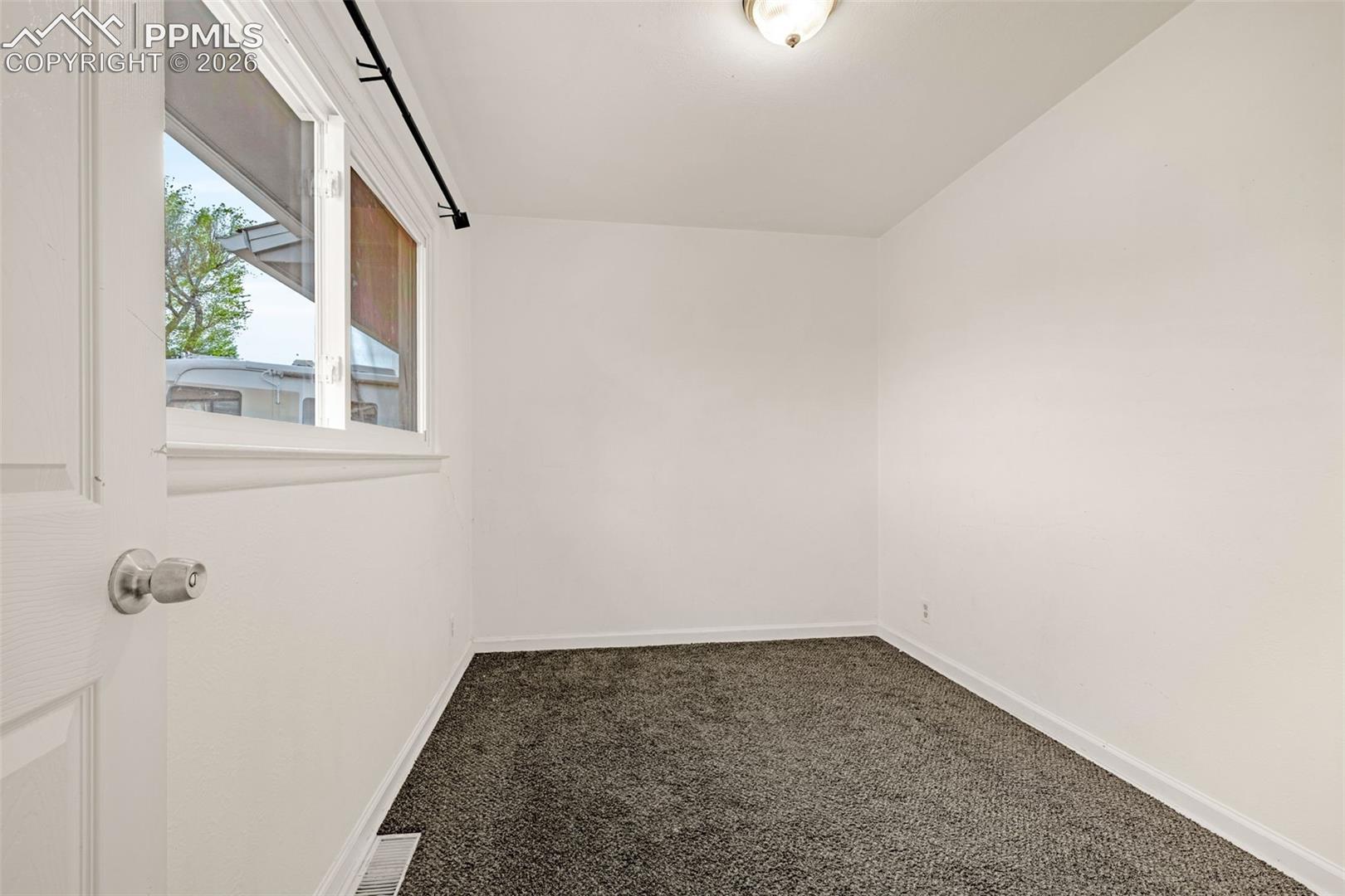 2736 Ben Court