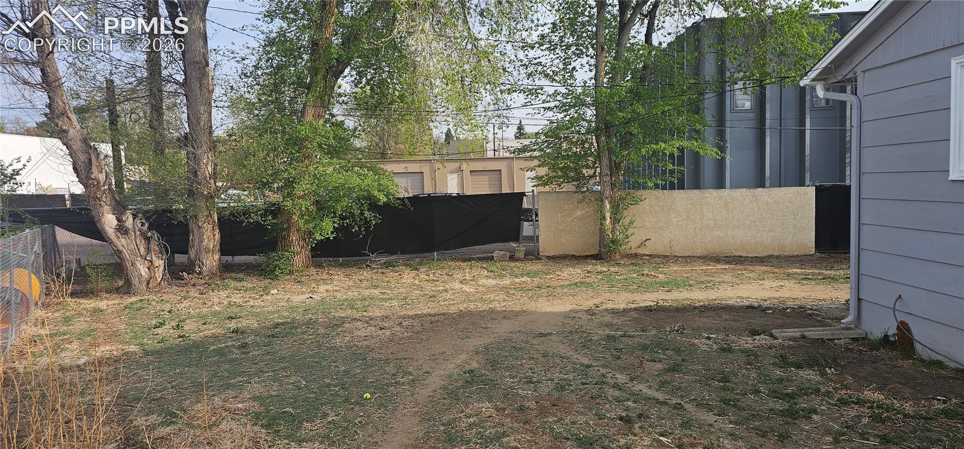 2736 Ben Court