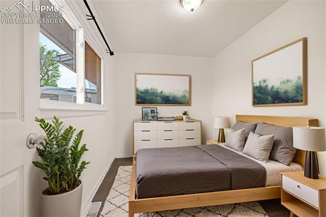 2736 Ben Court