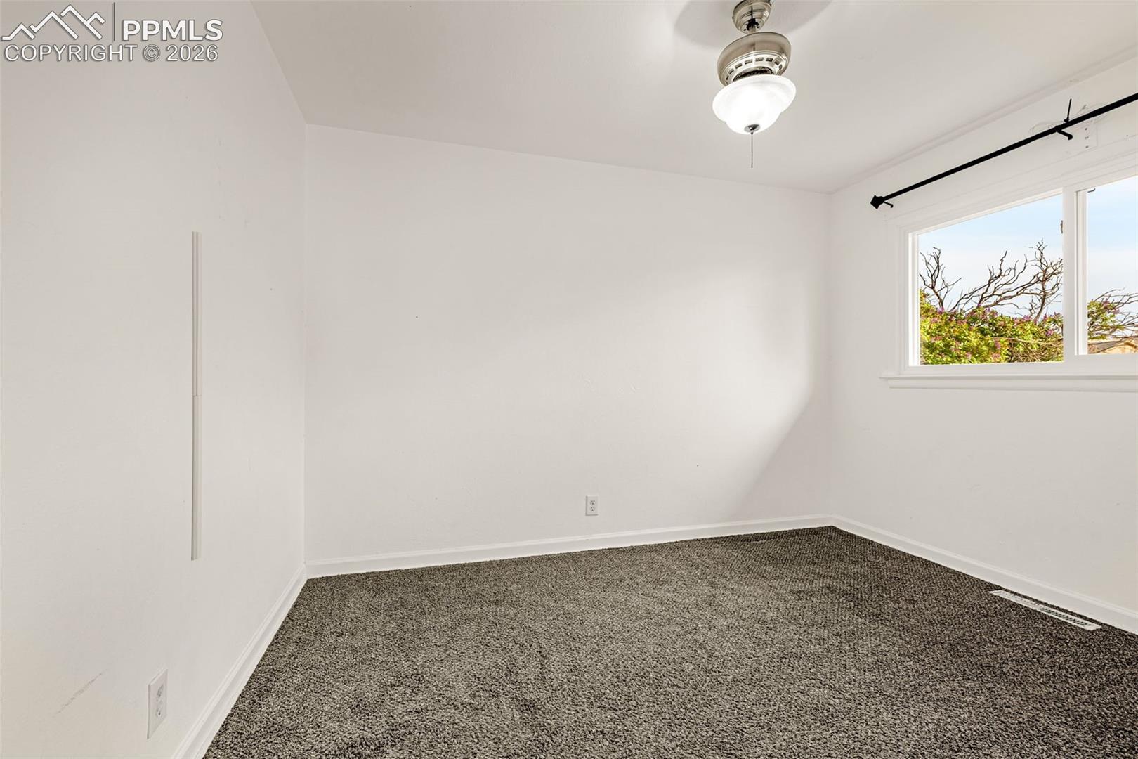 2736 Ben Court