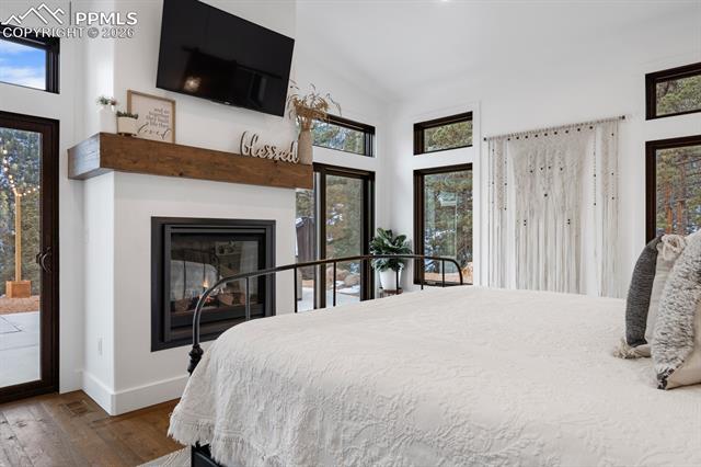 737 Creek Side Drive