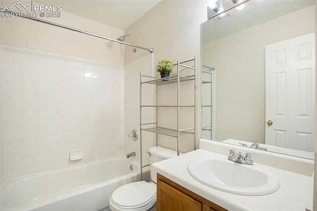 4585 W Jet Wing Circle