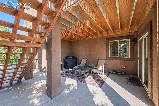 6440 Forest Thorn Court