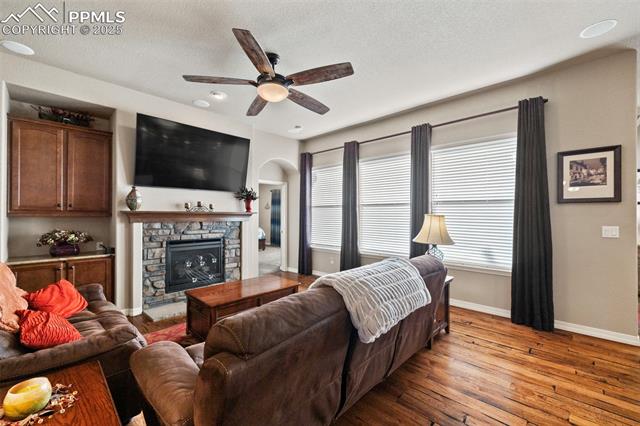 6440 Forest Thorn Court