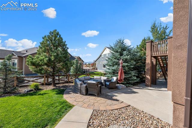 6440 Forest Thorn Court