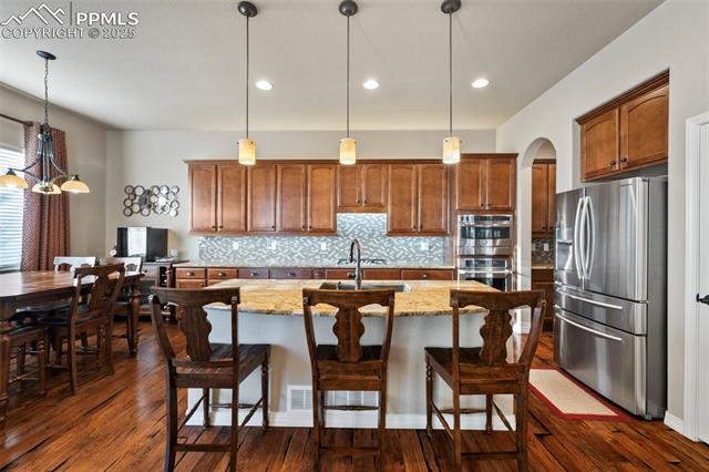 6440 Forest Thorn Court