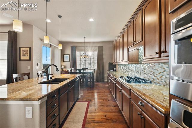 6440 Forest Thorn Court