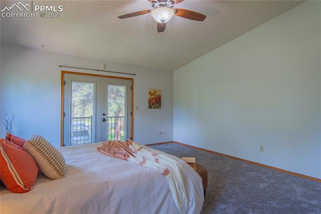 115 E Kings Deer Point