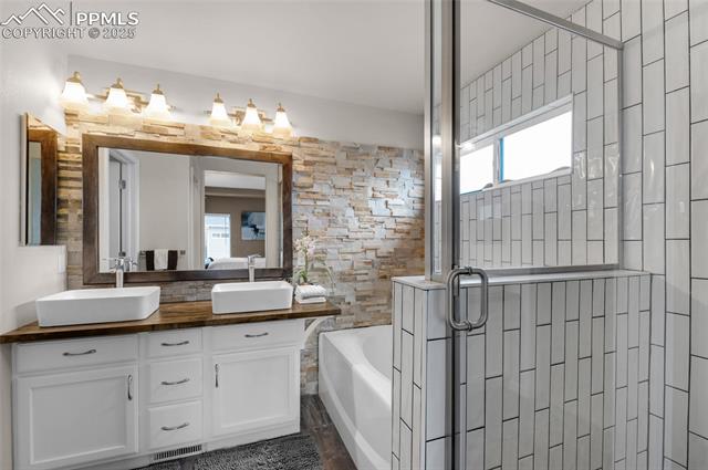 6446 Sunny Meadow Street