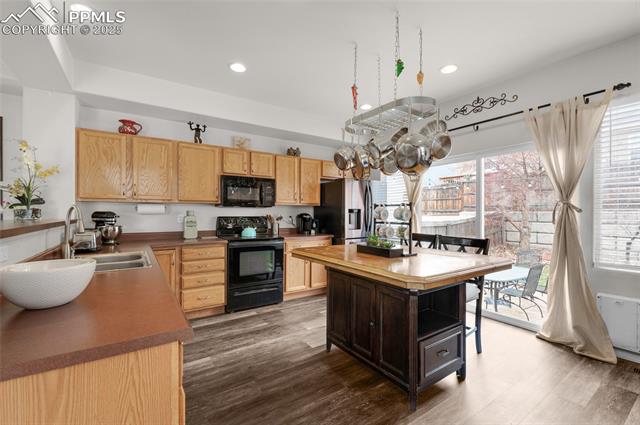 6446 Sunny Meadow Street