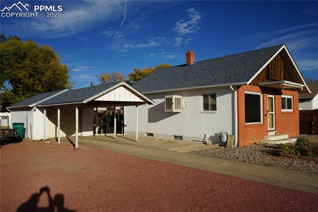 414 E Adams Avenue