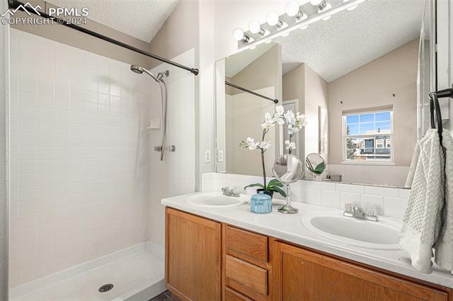 4935 Stillwell Drive