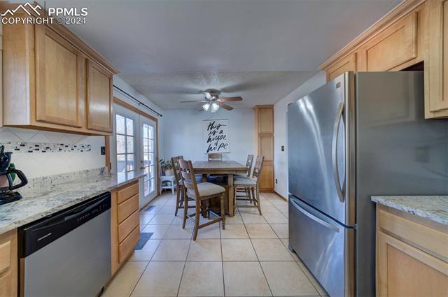 6830 Cliff Palace Court