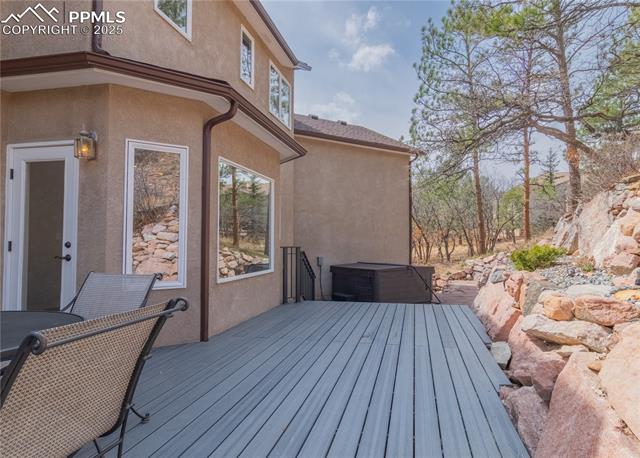 7360 Winding Oaks Drive