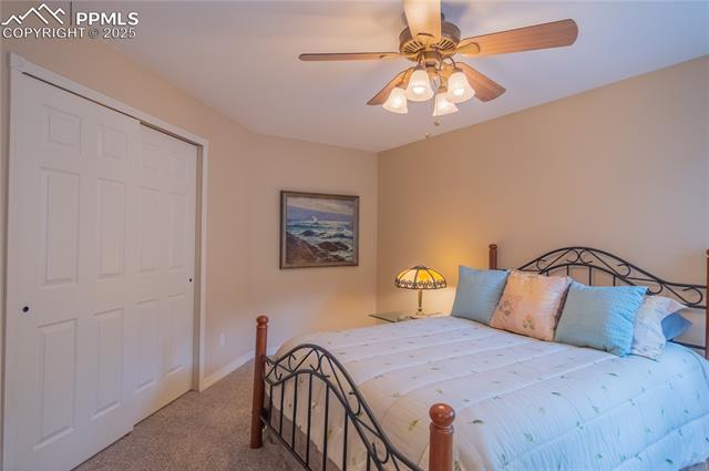 7360 Winding Oaks Drive