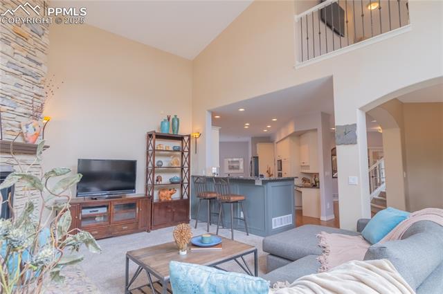 7360 Winding Oaks Drive