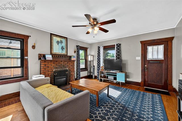 1220 E Platte Avenue