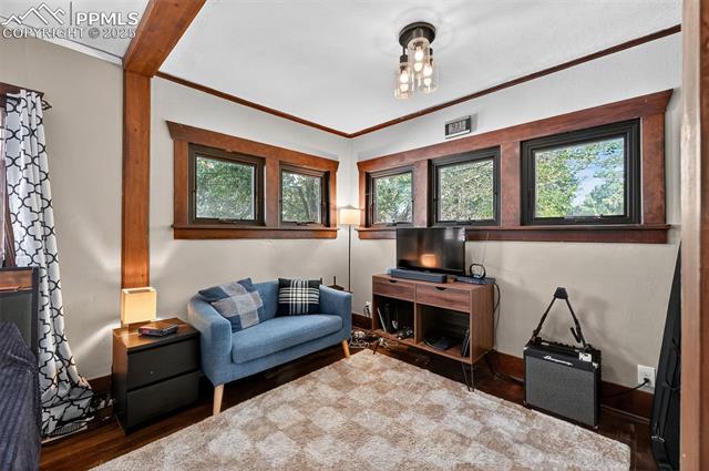 1220 E Platte Avenue