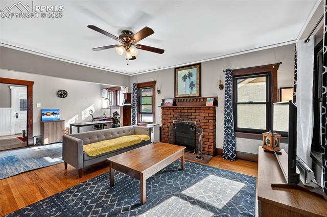 1220 E Platte Avenue