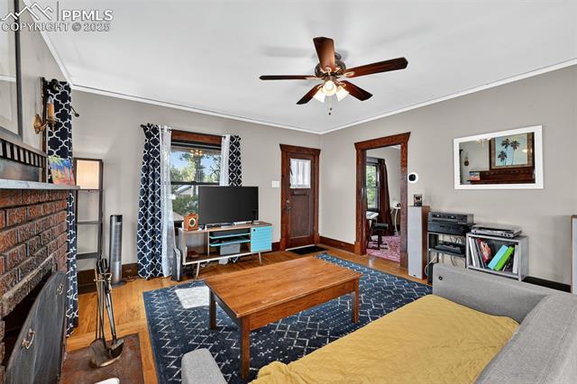 1220 E Platte Avenue