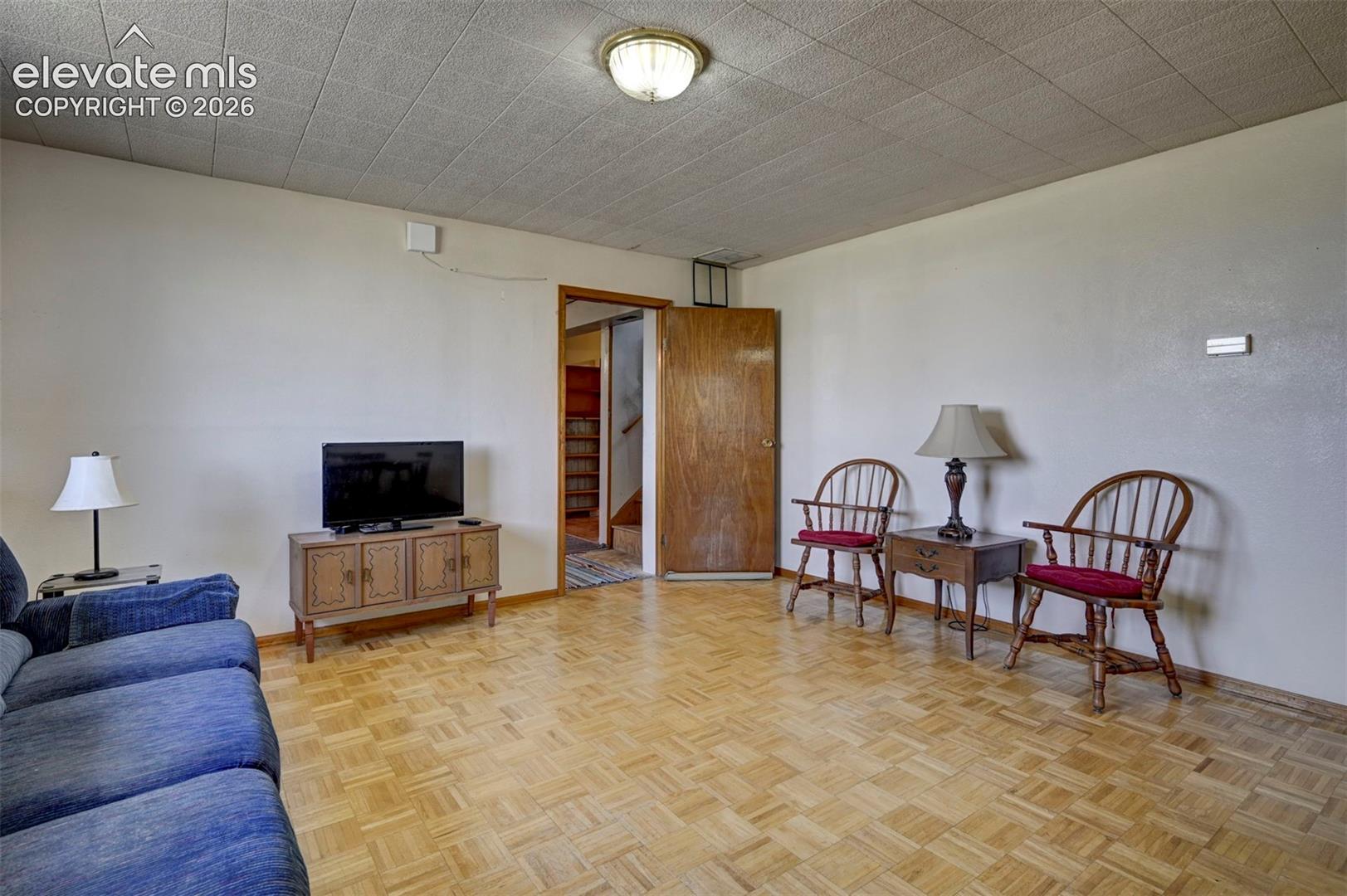 4125 Log Road