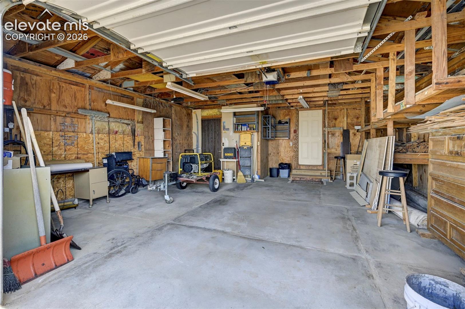4125 Log Road