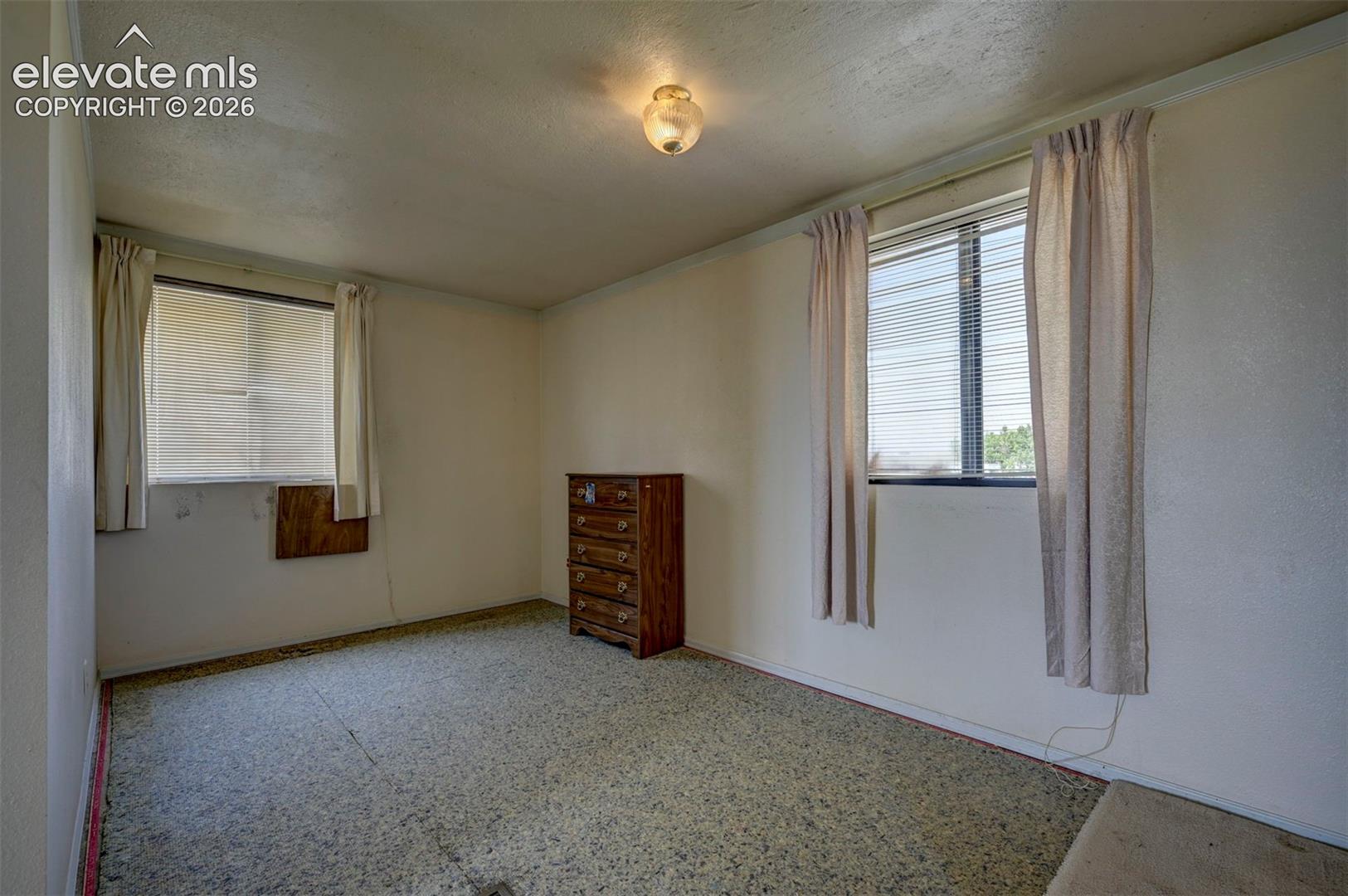 4125 Log Road