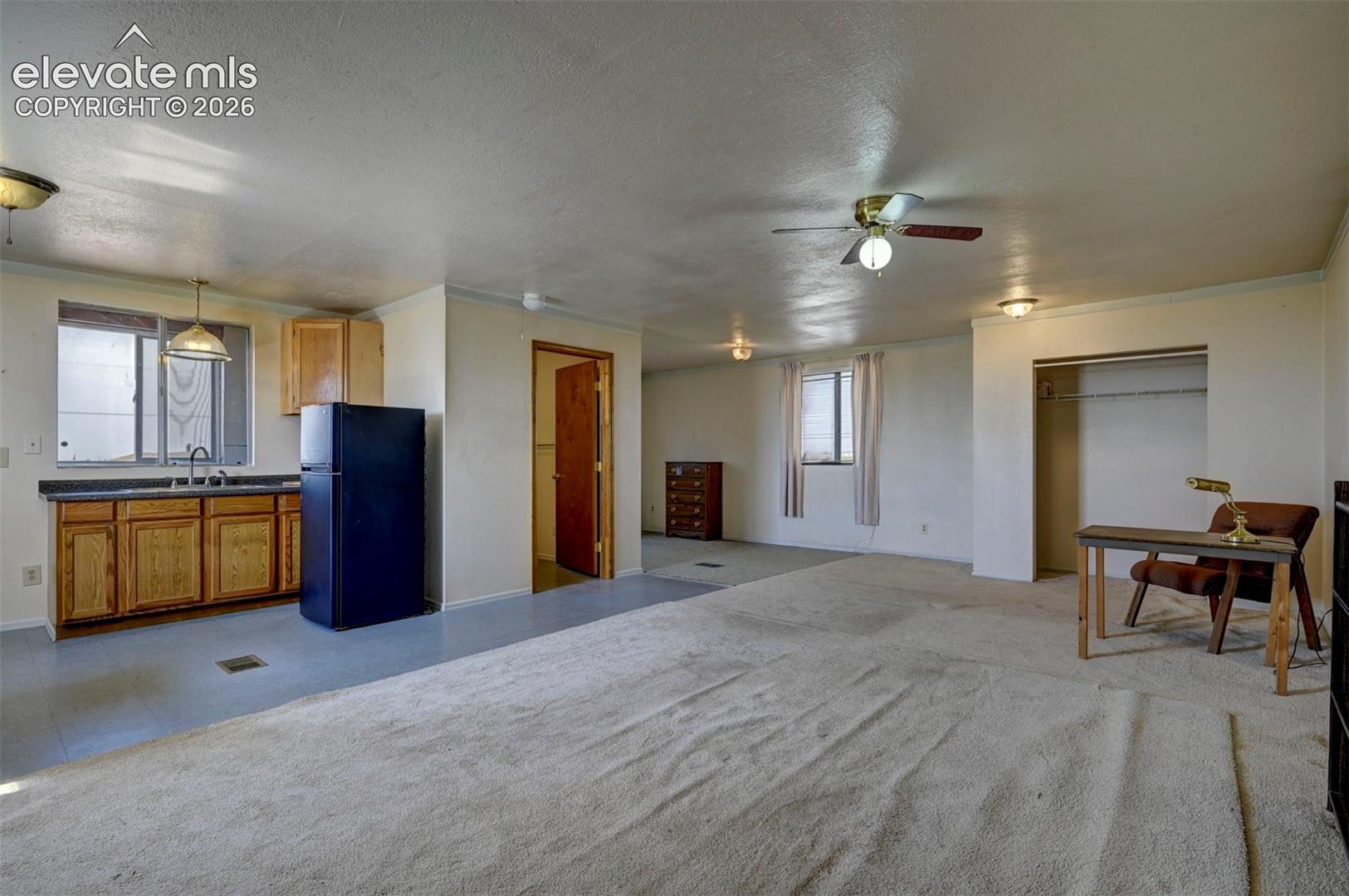 4125 Log Road
