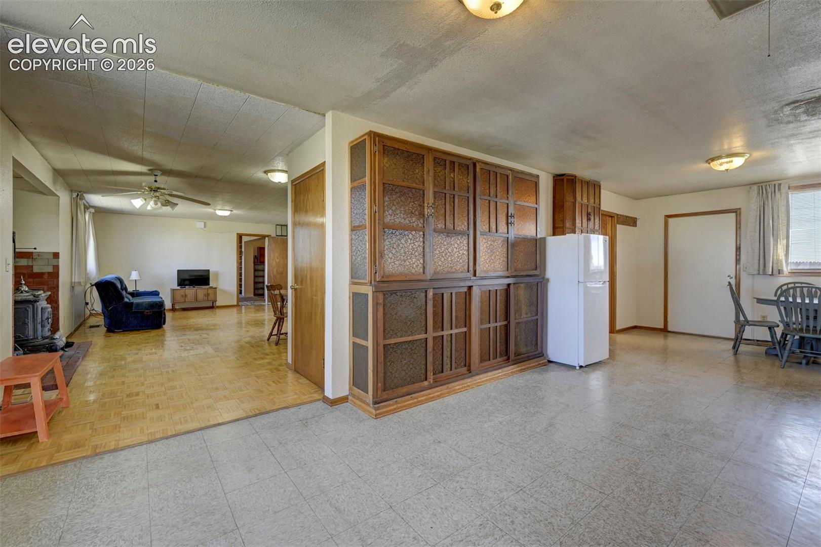4125 Log Road