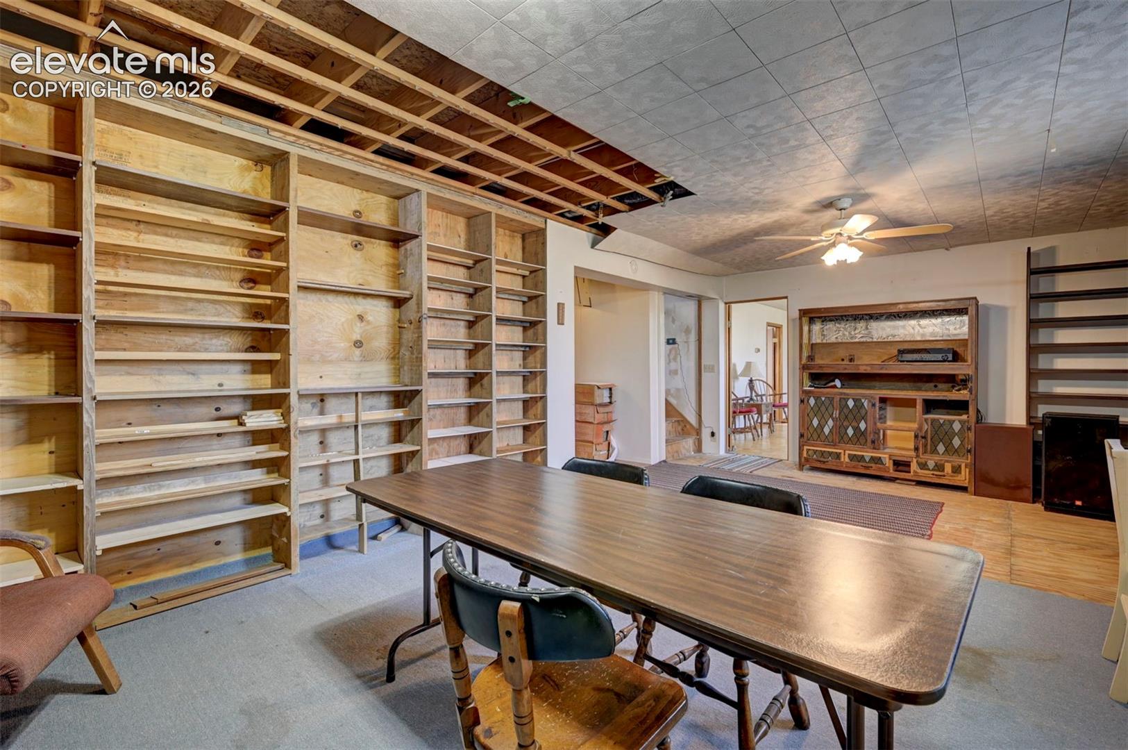 4125 Log Road