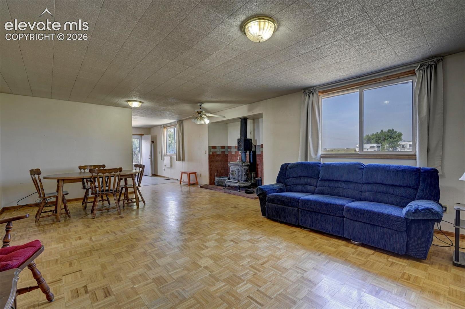 4125 Log Road