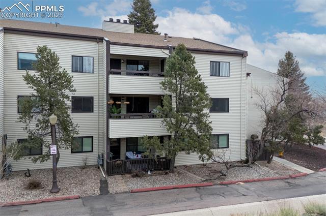 6550 Delmonico Drive 201